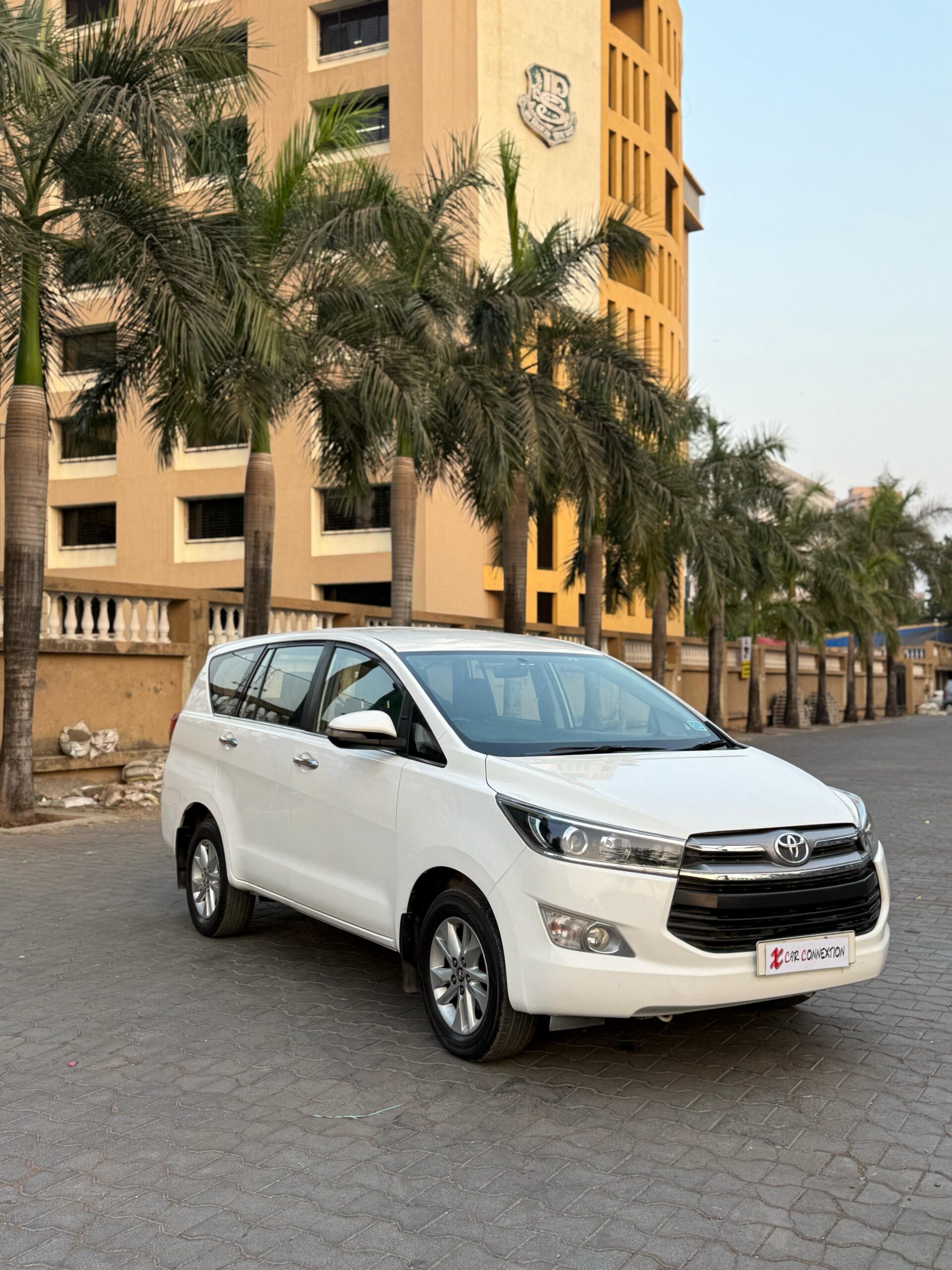 2017 Toyota Innova Crysta 2.4 V