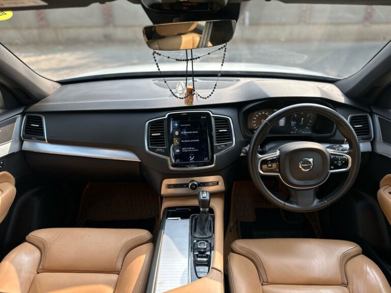 2017 Volvo XC90 D5