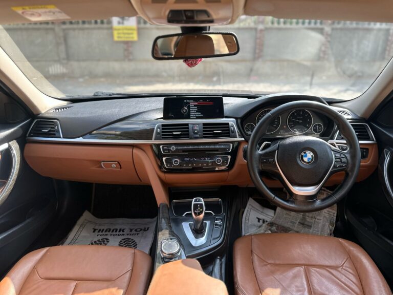 2016 BMW 320d Luxuryline