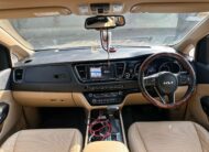 2022 Kia Carnival AT Limousine