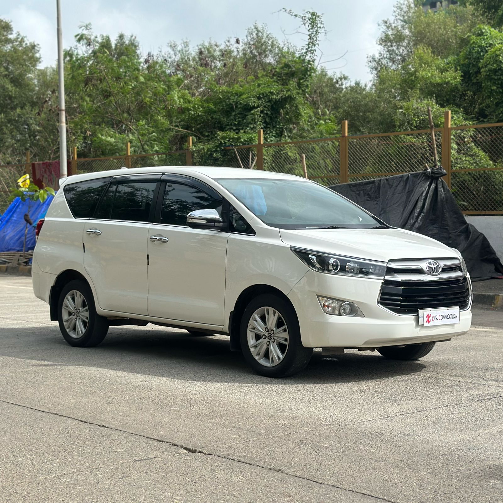 2017 Toyota Innova Crysta 2.4 Z
