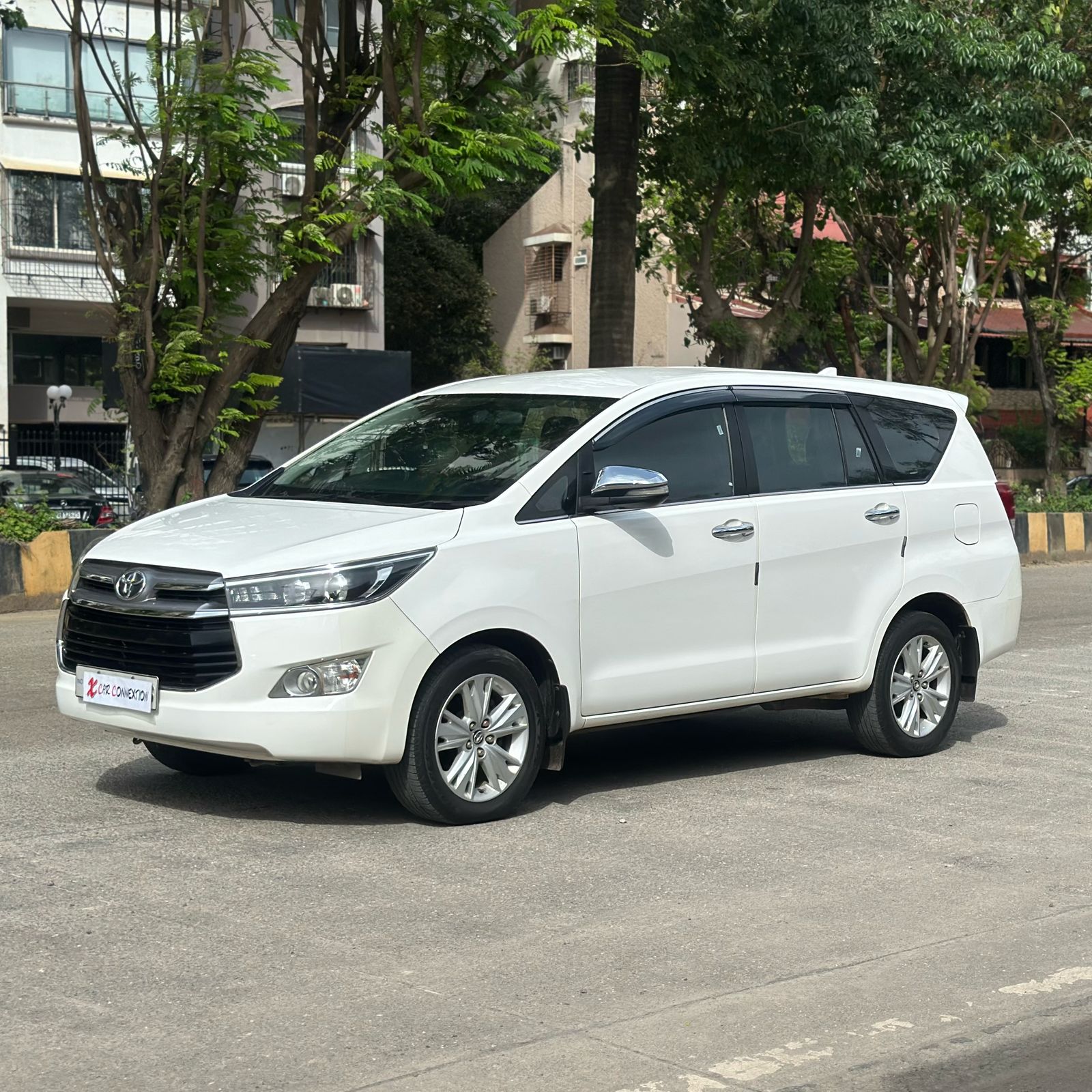 2017 Toyota Innova Crysta 2.4 Z