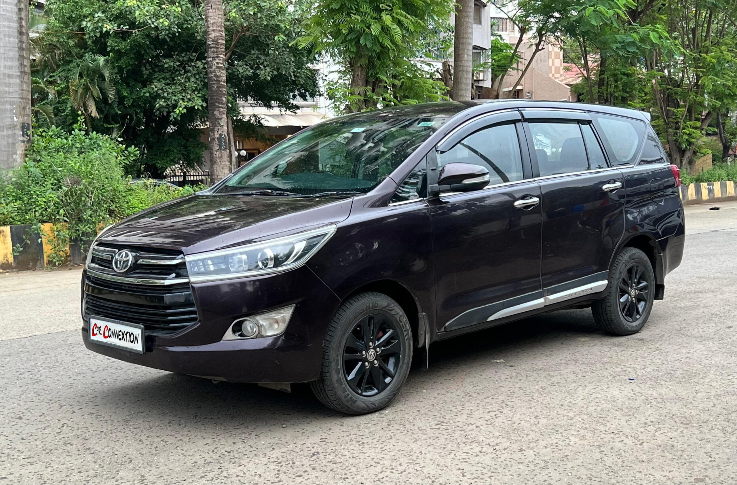 2016 Toyota Innova Crysta 2.4 V