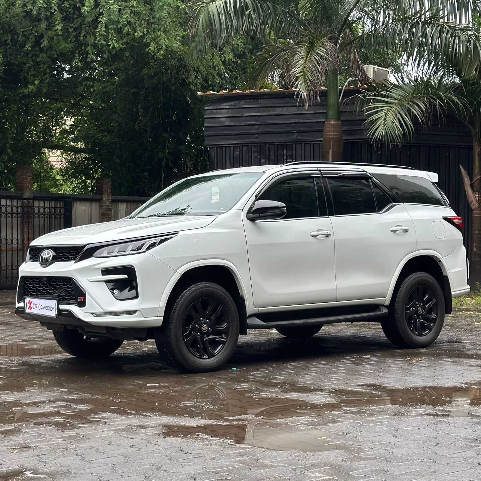2023 Toyota Fortuner GRS 4X4