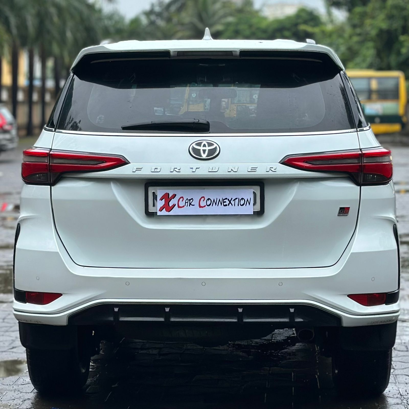 2023 Toyota Fortuner GRS 4X4