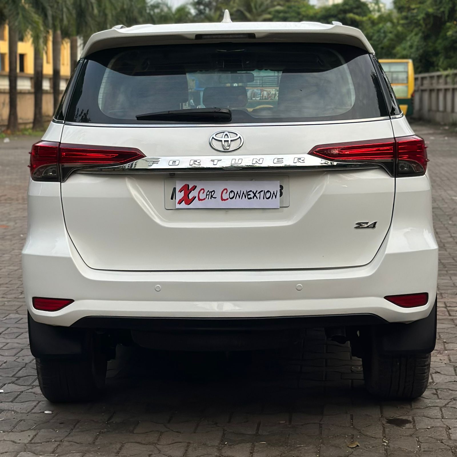 Mfg 2017/Reg 2018 Toyota Fortuner Sigma 4