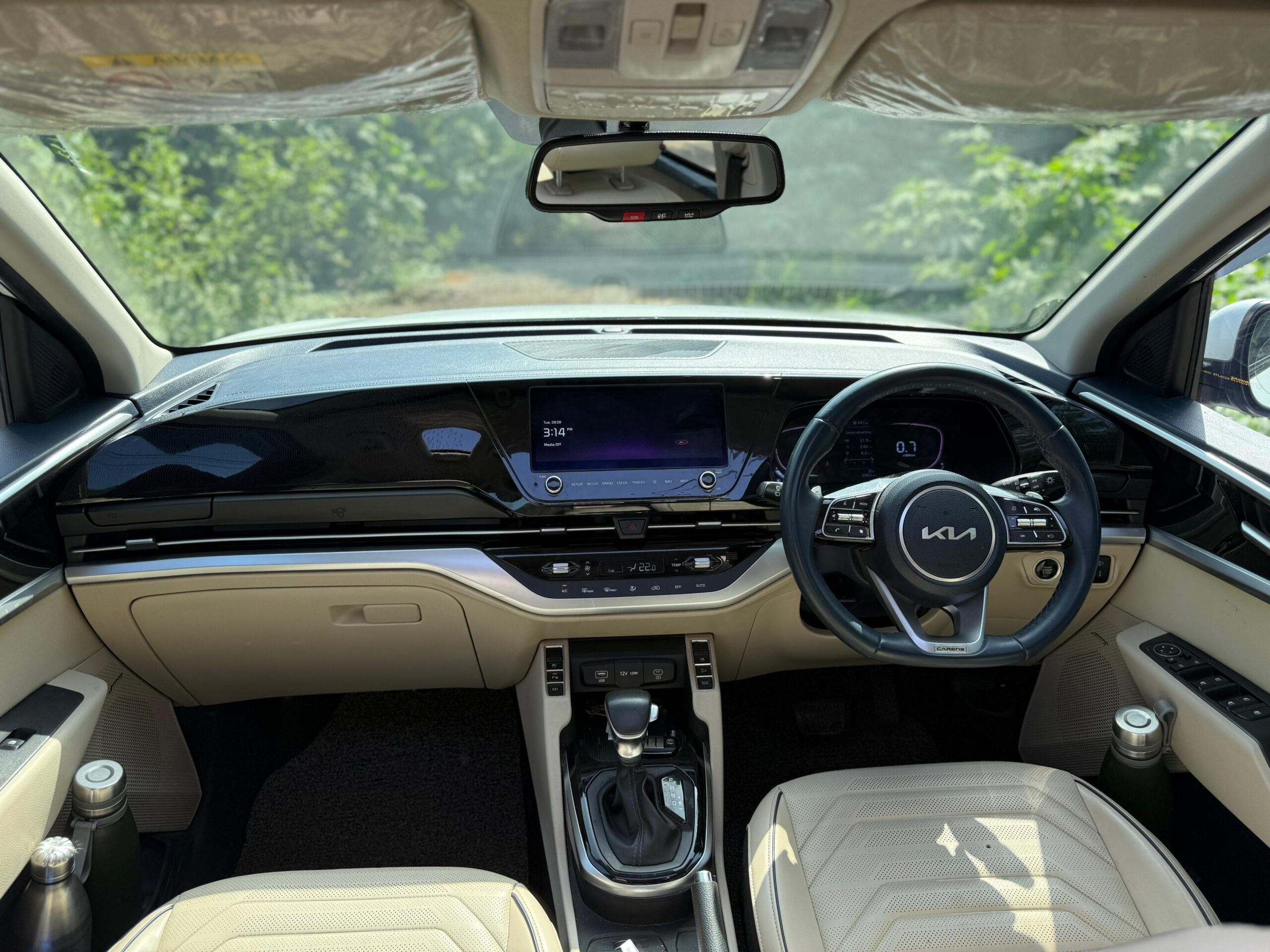 2022 Kia Carens 1.5 luxury plus