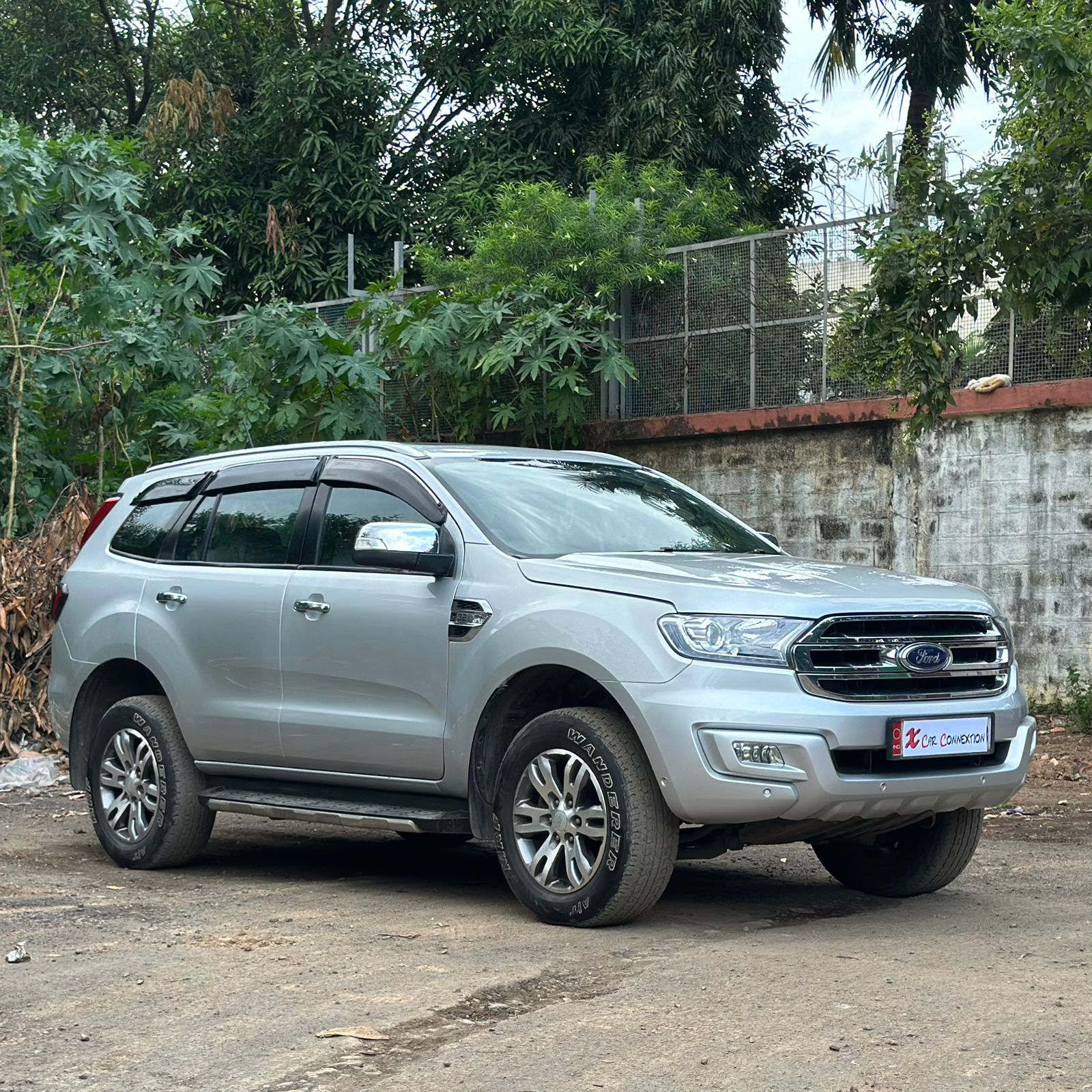 2018 Ford Endeavour 3.2L Titanium