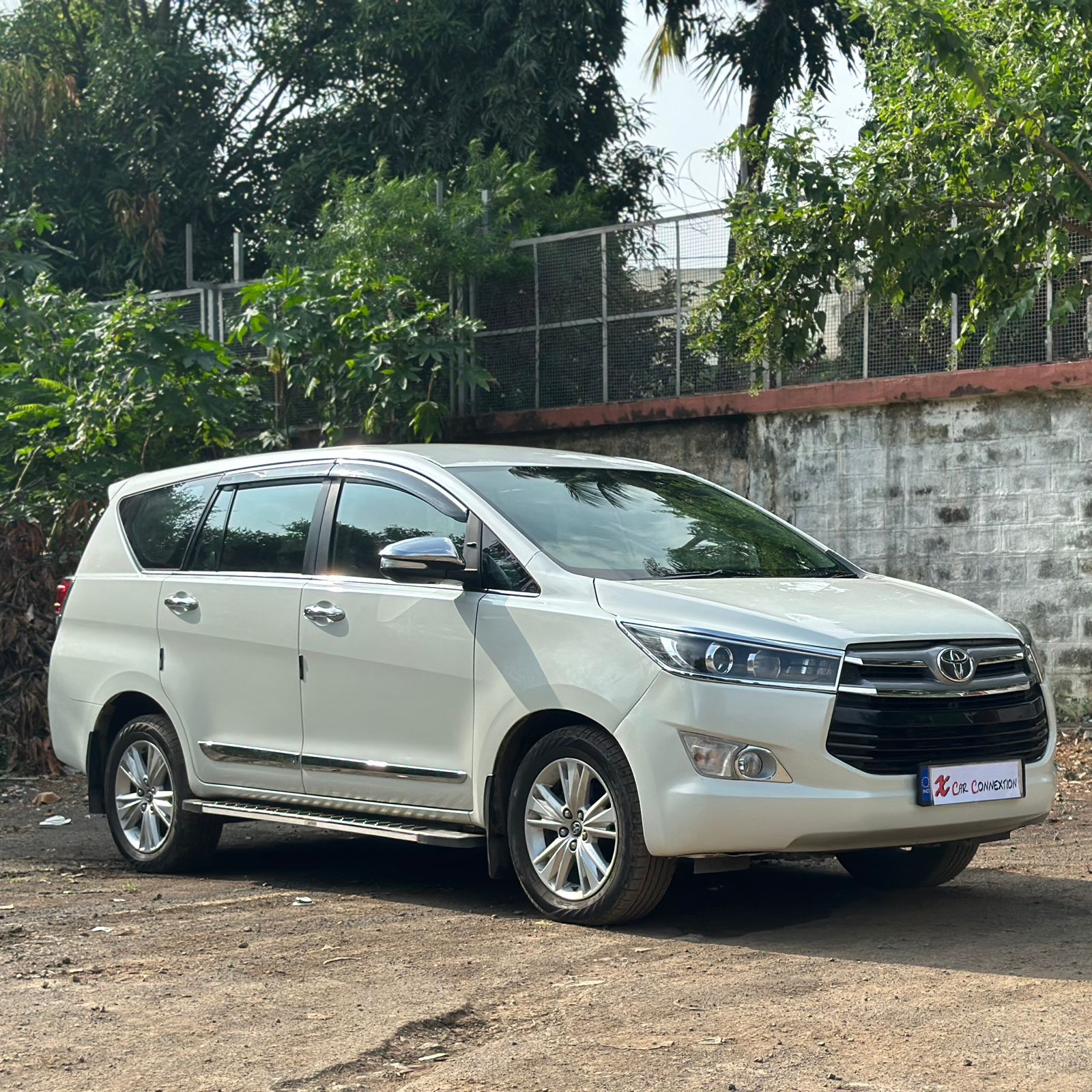 2016 Toyota Innova Crysta 2.8 Z