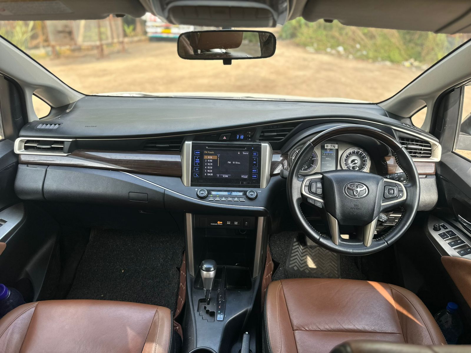 2016 Toyota Innova Crysta 2.8 Z