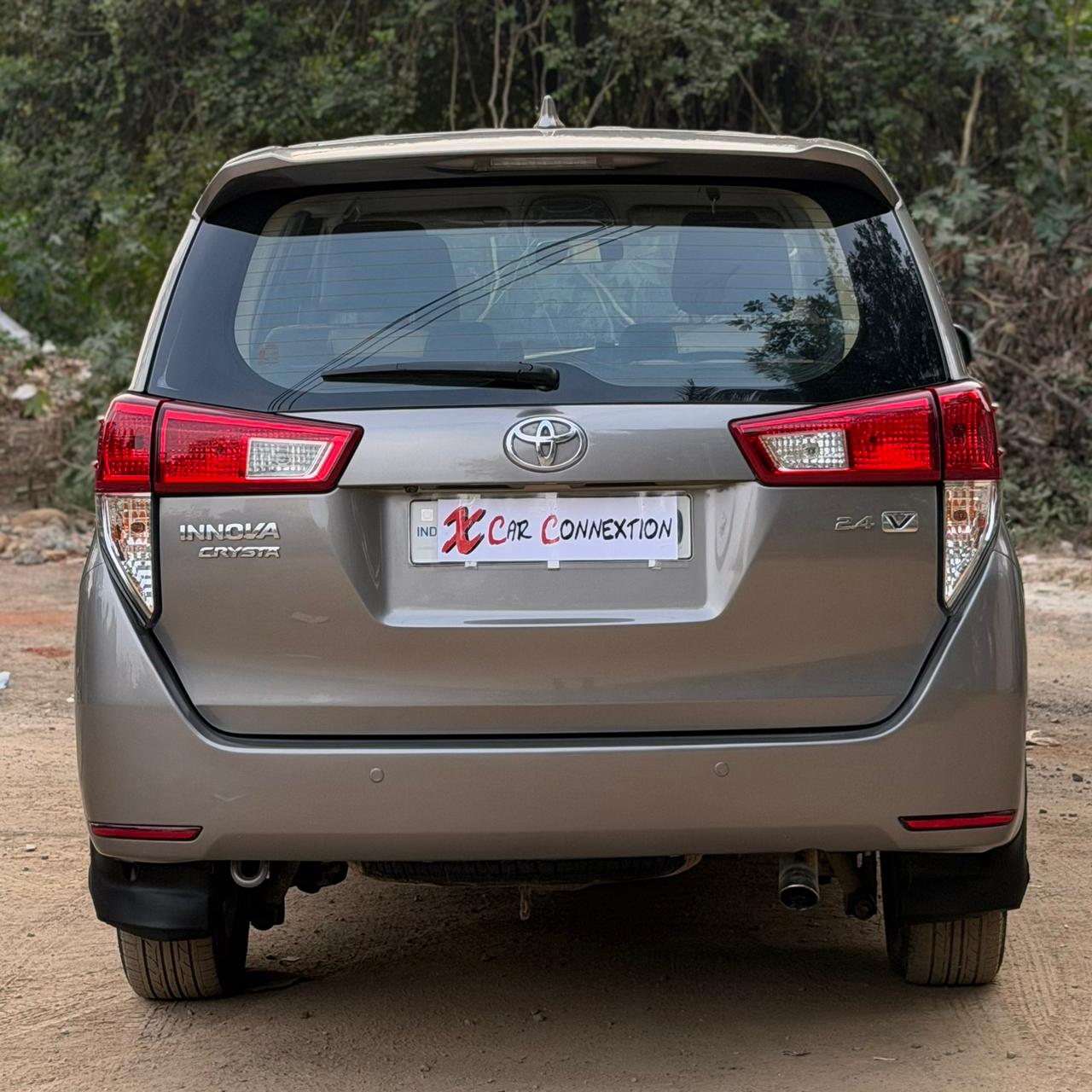 2016 Toyota Innova Crysta 2.4 V