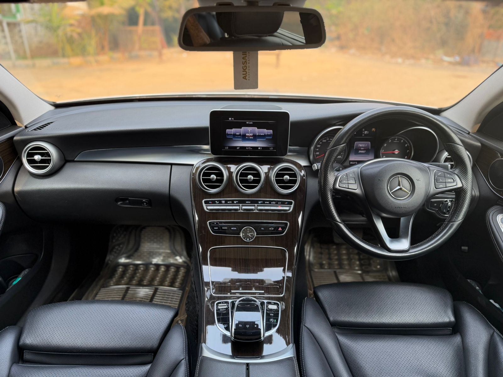 2015 Mercedes Benz C200