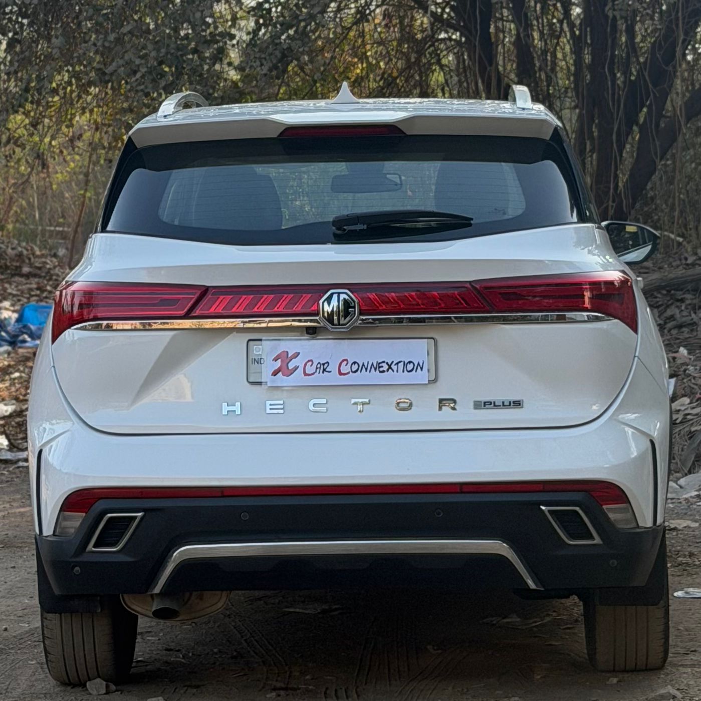 2023 MG Hector Plus CVT Sharp Pro