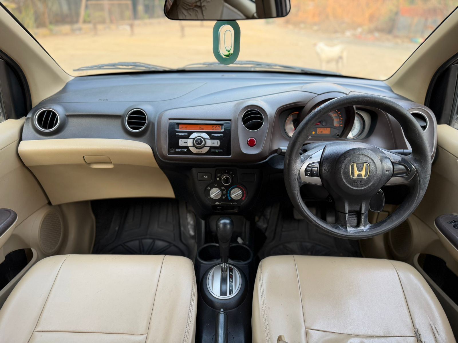 2012 Honda Brio S (o) AT